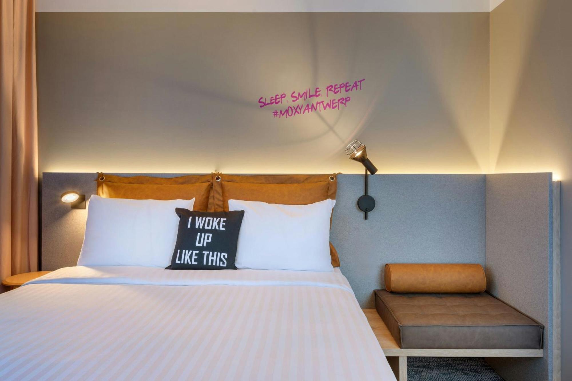 Moxy Antwerp Otel Dış mekan fotoğraf