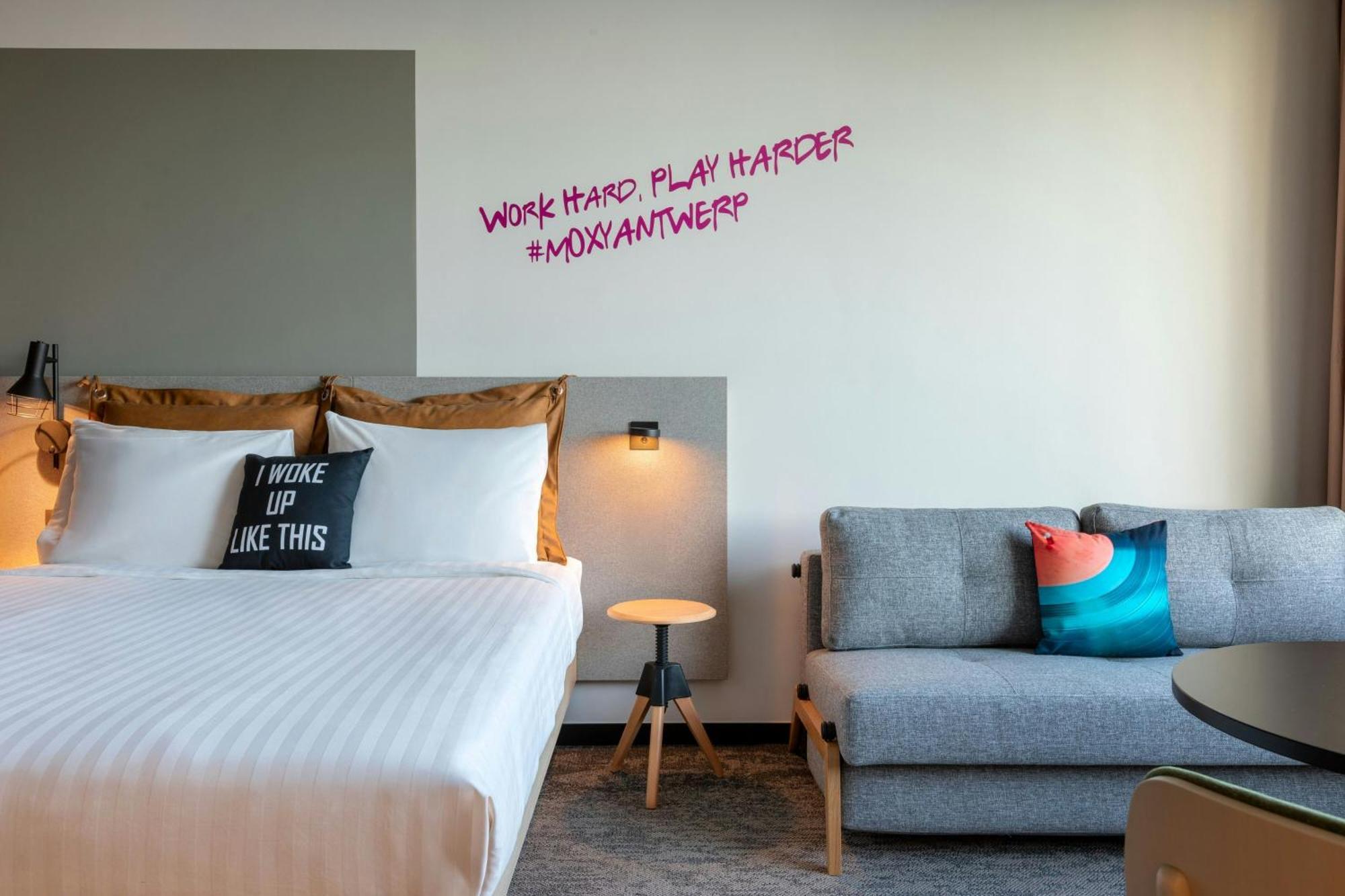 Moxy Antwerp Otel Dış mekan fotoğraf