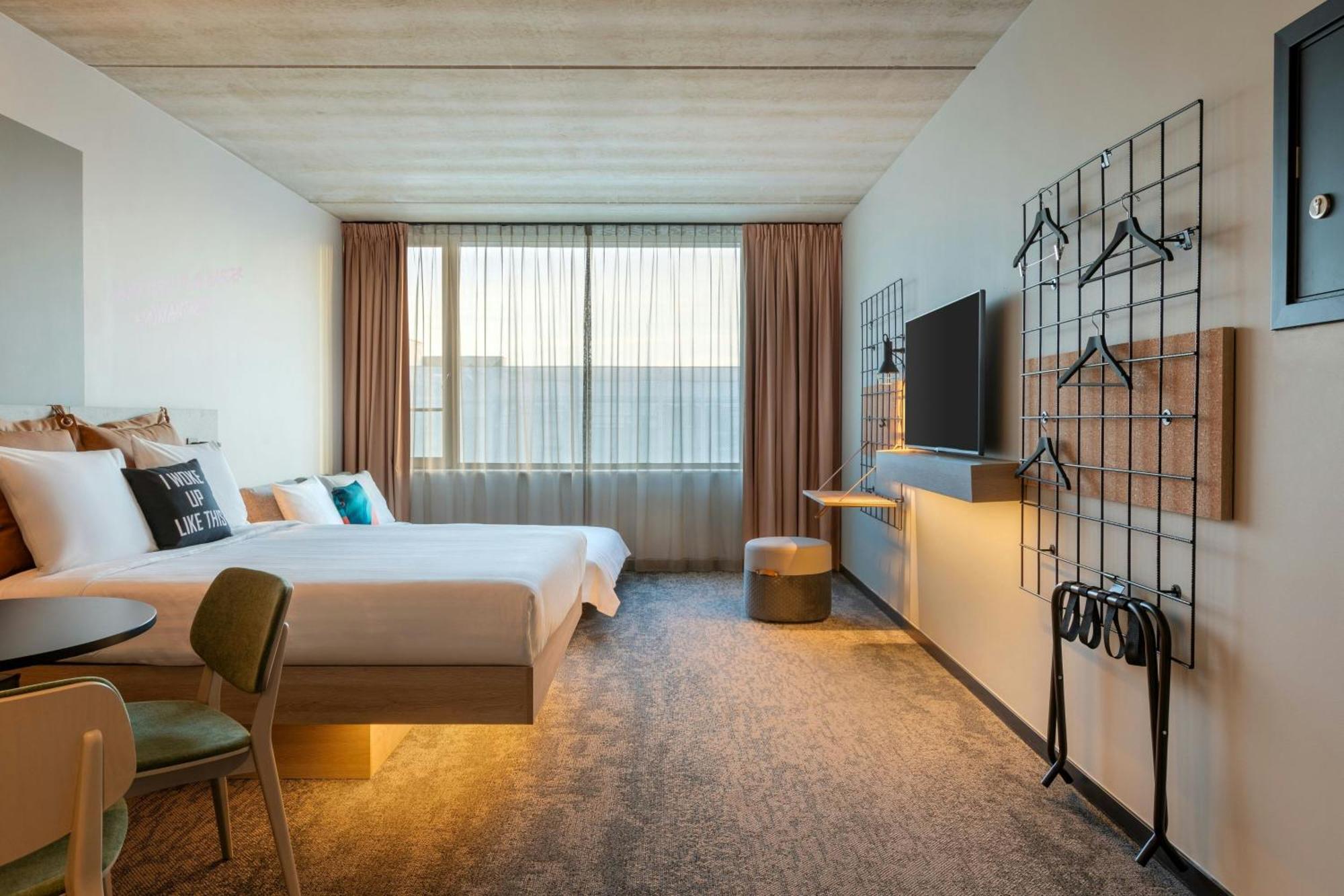Moxy Antwerp Otel Dış mekan fotoğraf