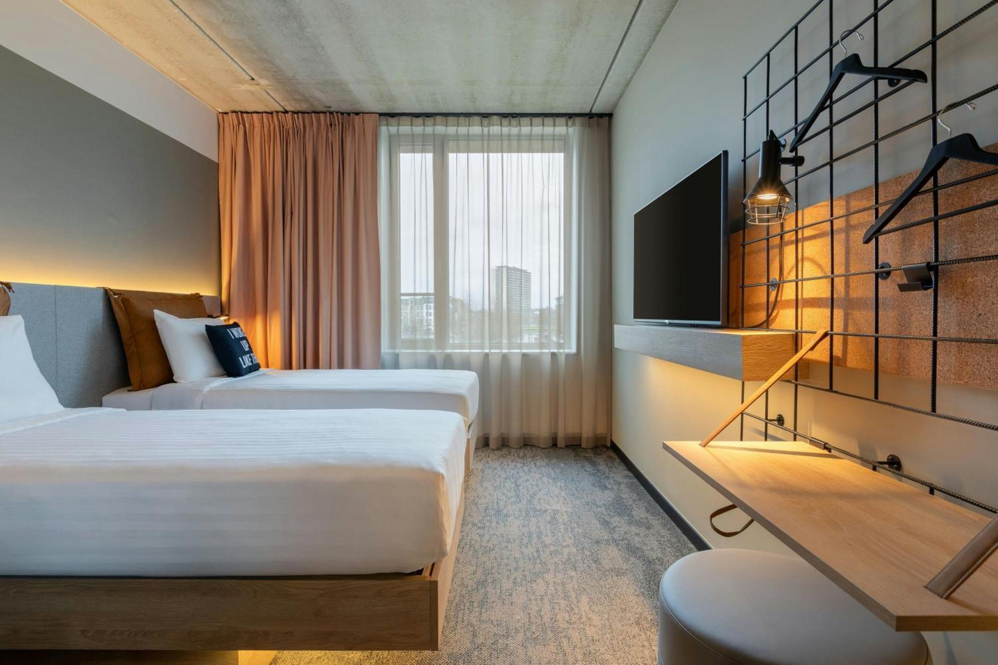 Moxy Antwerp Otel Dış mekan fotoğraf