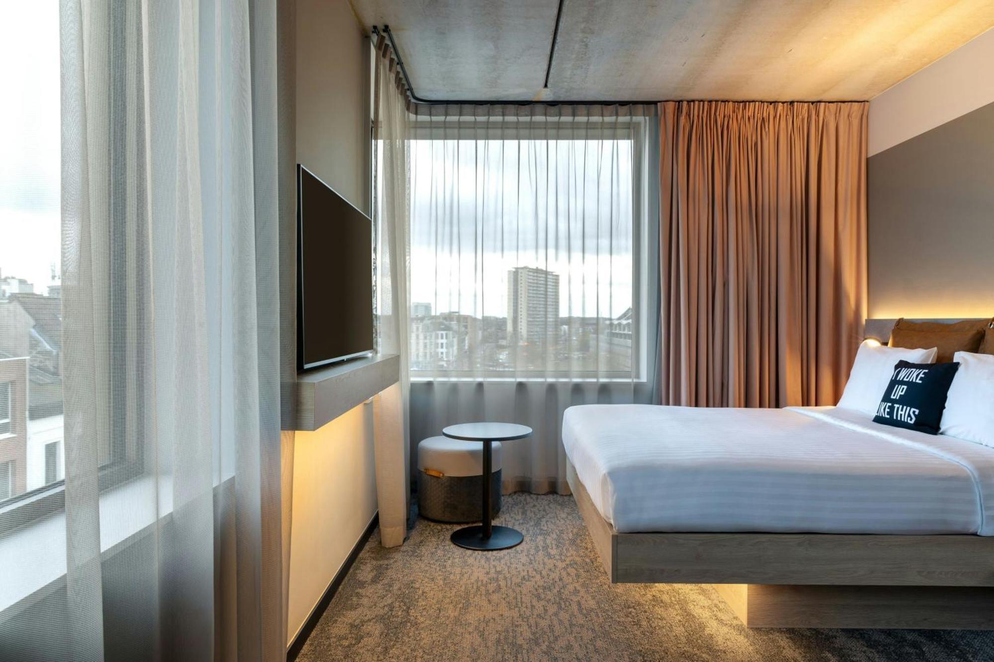 Moxy Antwerp Otel Dış mekan fotoğraf